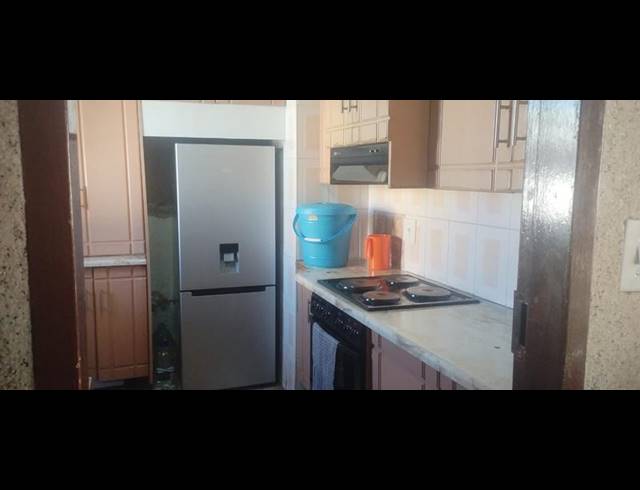 3 BEDROOM HOUSE FOR SALE IN DOBSONVILLE EXT 3